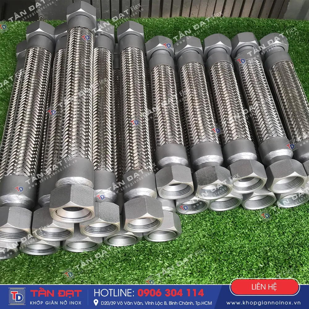 Custom fabrication of female cone seat thread and double male thread stainless steel flexible hoses – photo 2