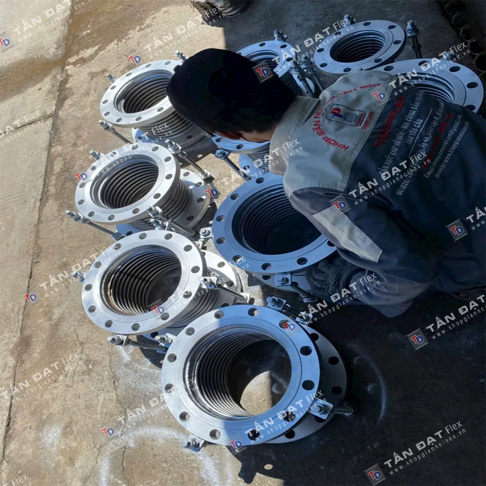 Khớp chống rung mặt bích gia công theo yêu cầu tại TP.HCM – ảnh 1