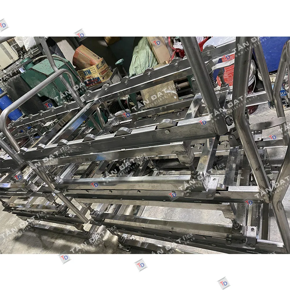 Custom trolley fabrication in HCMC upon request – image 2