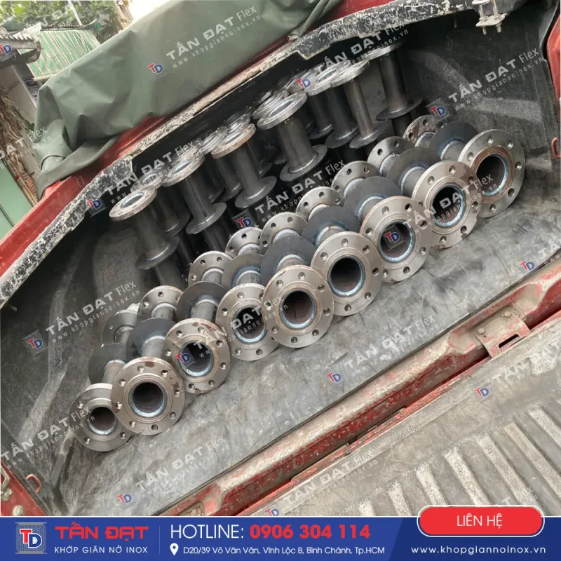 Ống bu âm tường inox 304 có lá chắn nước