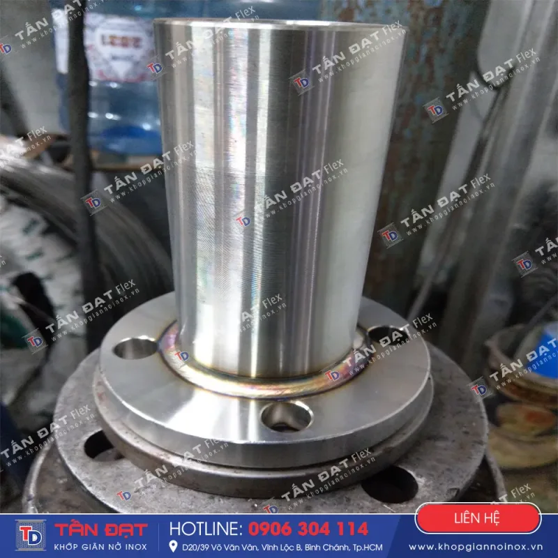 Gia công ống cứng inox, thép các loại tại TP.HCM – lắp bích, hàn theo yêu cầu