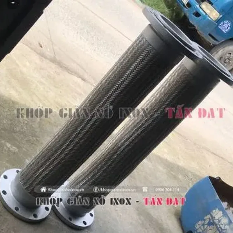 Khớp nối mềm kết nối mặt bích JIS 10K thép 1 đầu cố định 1 đầu xoay DN150