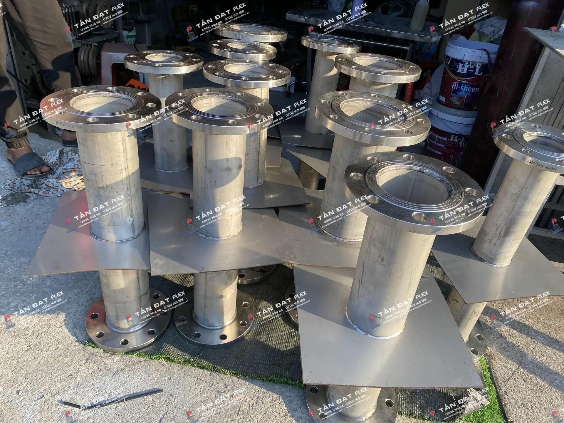 Custom 304 stainless steel wall sleeve and penetration pipe – image 2