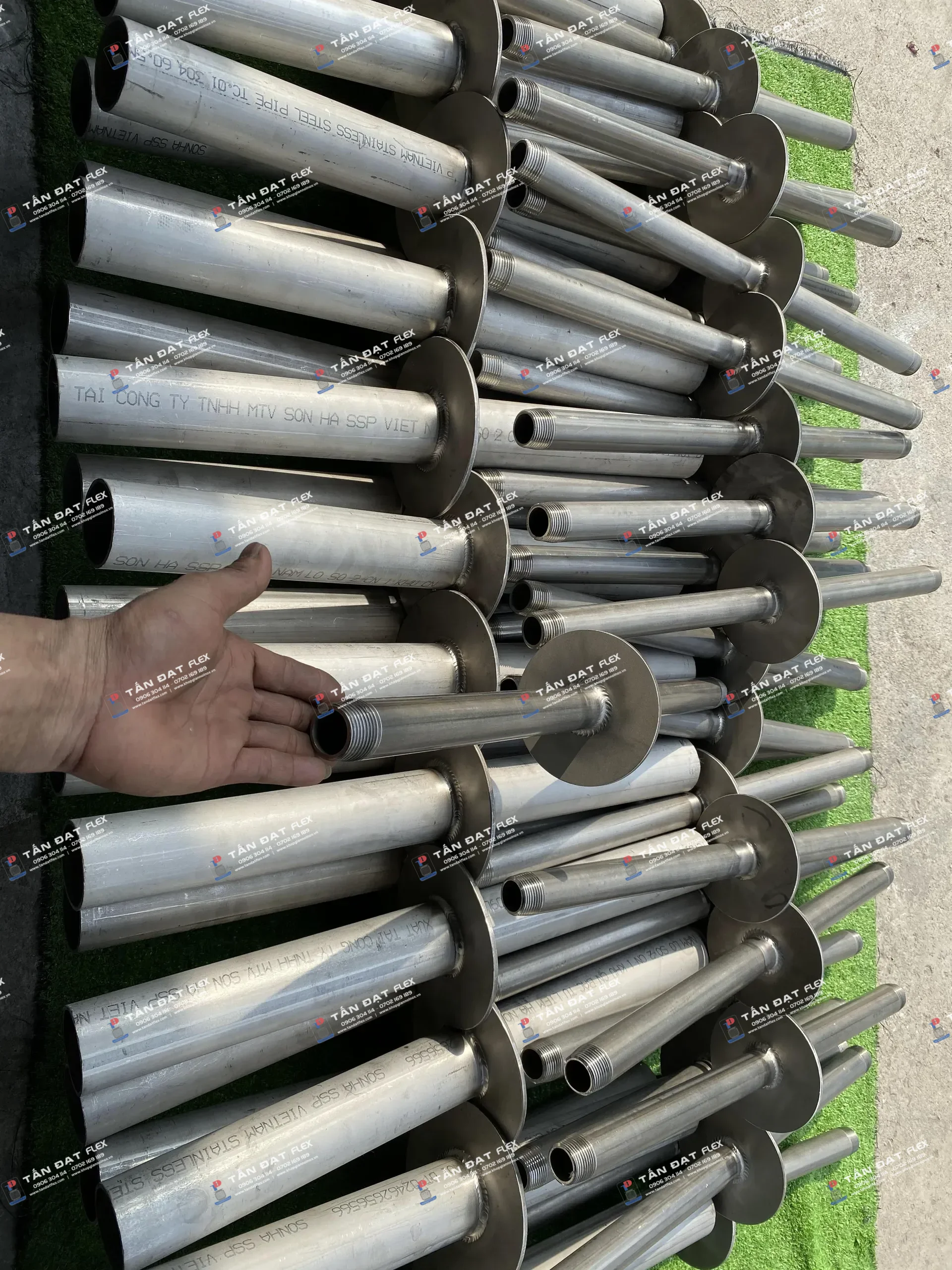 Welding and fabrication of 304 stainless steel middle baffle plates – photo 3