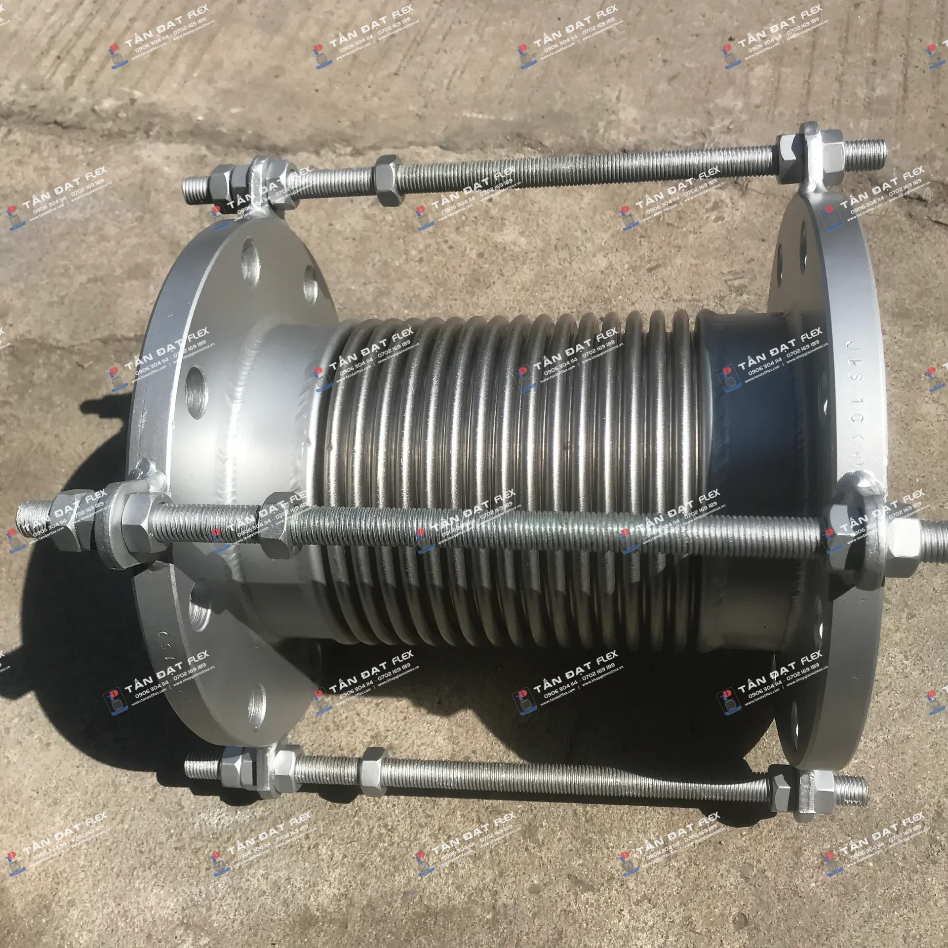 Khớp giãn nở có 4 pasty định hướng không lưới có lớp lót trong chịu nhiệt độ cao - ảnh 4