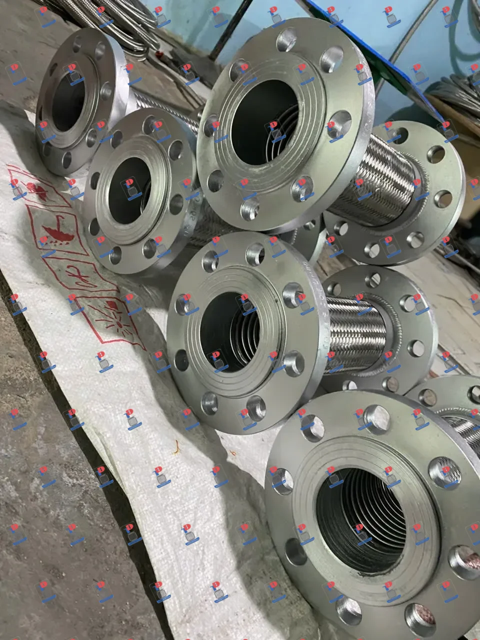 Ống ruột gà inox kết nối 2 đầu mặt Bích tiêu chuẩn JIS10K, PN16, ANSI150